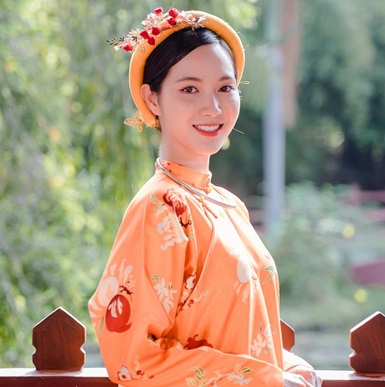 Jang Mi hóa công chúa trong webdrama xuyên không “Công chúa bến xe”