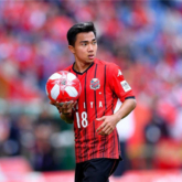 ‘Messi Thái Lan’ gia nhập nhà vô địch Kawasaki Frontale của Nhật Bản