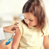 Châu Âu cấp phép sử dụng vaccine của Moderna cho trẻ từ 6-11 tuổi