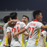 Tiền vệ U23 Việt Nam: ‘Tôi học anh Quang Hải cách sút phạt đẳng cấp’
