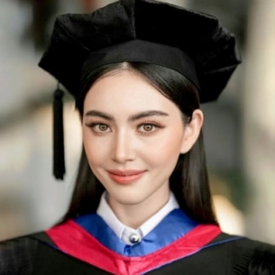Học con gái Thái cách chọn kiểu tóc xinh cho lễ tốt nghiệp đáng nhớ