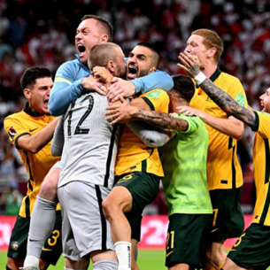 Australia giành vé dự World Cup 2022 sau loạt luân lưu may rủi