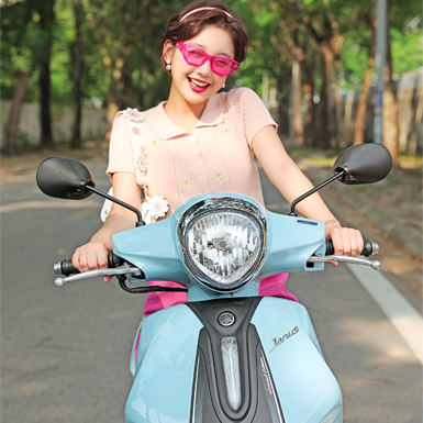 Dàn Hot Girl Việt đồng loạt khoe “phụ kiện” đẹp – độc – đỉnh dạo phố
