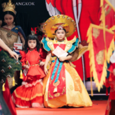 Dàn “chân dài” Việt Nam – Thái Lan đọ dáng trong show thời trang quốc tế của NTK Ivan Trần
