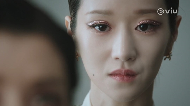 Cùng “thiên nga bóng đêm” Seo Ye Ji điểm danh những kiểu makeup mắt ấn tượng nhất