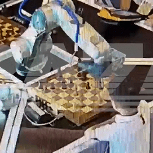 Nga: Robot chơi cờ vua bẻ gãy ngón tay của đối thủ 7 tuổi