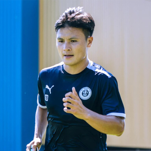 Khởi đầu thuận lợi của tiền vệ Quang Hải với đội bóng mới Pau FC