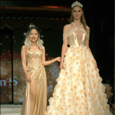 Váy cưới cao cấp Việt Nam gây ấn tượng tại New York