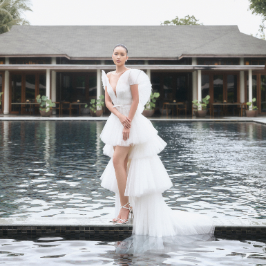 Hoa hậu Ngọc Châu e ấp trong các thiết kế đầm cưới từ BST “Love No.2” của NTK Lê Thanh Hòa