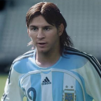 “The impossible rondo” tái hiện sự nghiệp của huyền thoại bóng đá thế giới Lionel Messi