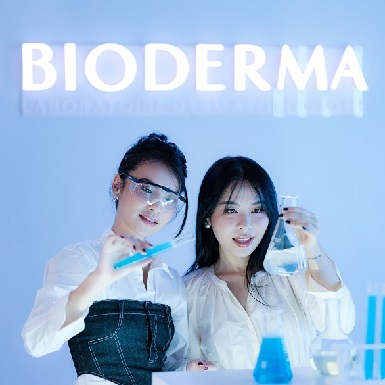 Bioderma mang phòng lab sinh học vào sự kiện Empower Your Skin Health