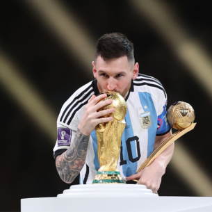 Lionel Messi làm điều chưa từng có trong lịch sử World Cup