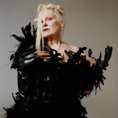 Vivienne Westwood: “Bà hoàng nổi loạn” của thời trang Anh và những di sản để đời