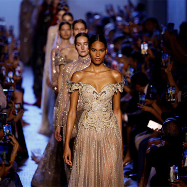 BST Elie Saab Haute Couture Thu Đông 2023: Dấu ấn thời trang huy hoàng thời Trung Cổ