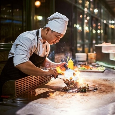 Có gì ở lễ hội bia Đức Oktoberfest 2023 và buffet hải sản thượng hạng mới ra mắt tại Sài Thành?