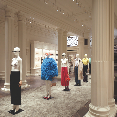 Gucci mang đến trải nghiệm mua sắm hàng hiệu đẳng cấp tại cửa hàng mới tại London