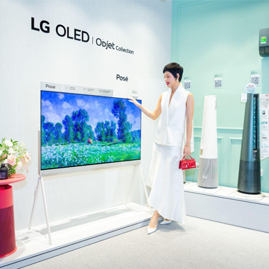 Khám phá lựa chọn công nghệ làm nên không gian nội thất đậm chất nghệ thuật của Hứa Vĩ Văn, “Cô Em Trendy” Khánh Linh
