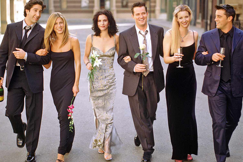 Dàn diễn viên của Friends: Trái tim chúng tôi vụn vỡ trước sự ra đi của Matthew Perry