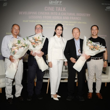 Các chuyên gia điện ảnh quốc tế chia sẻ bài học kinh nghiệm với giới làm phim Việt Nam