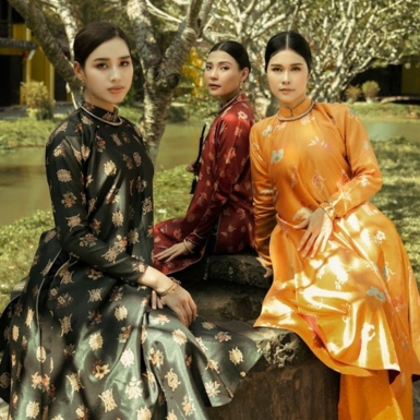 Hoa hậu Đỗ Thị Hà cùng diễn viên Thúy Diễm và ca sĩ Phúc Anh lan tỏa tình yêu văn hóa Việt trong bộ ảnh Tết