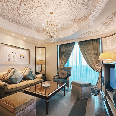 The Reverie Saigon lọt top 10% khách sạn tốt nhất thế giới