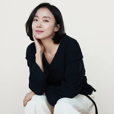 “Ảnh hậu Cannes” Jeon Do Yeon: Hơn 3 thập kỷ không giới hạn bản thân với nghệ thuật