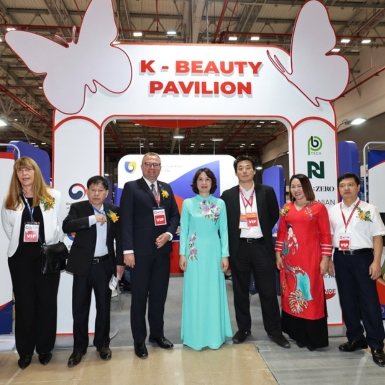 Triển lãm Vietnam Beautycare Expo 2024 trở lại với những xu hướng làm đẹp cấp tiến