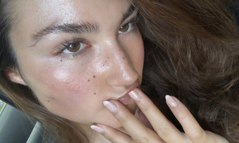 su-dung-do-cham-soc-mong-khong-phu-hop