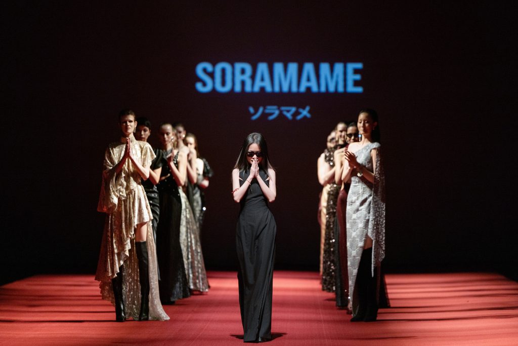 BST “Giữa hai luồng suy tưởng” – Không gian phục hồi cảm xúc