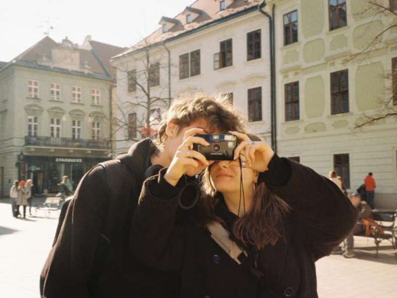 Văn hoá hẹn hò hiện đại đang gây hại cho sức khoẻ của chúng ta như thế nào?