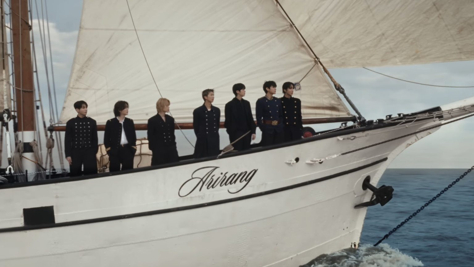 BTS chính thức trở lại!