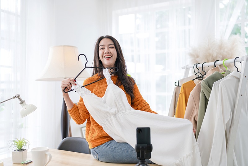 Khi nước xả vải trở thành hương thơm “quite luxury” cho áo quần